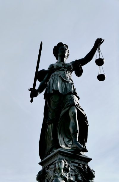 justitia-3785581_1280